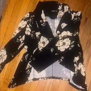 SHEIN Black Blazer Jacket with Cream Floral Print